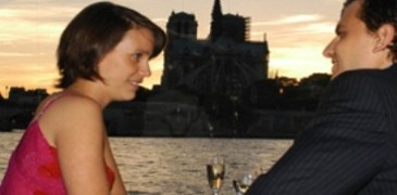 Dîner croisière sur la Seine avec 